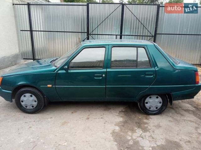 Зеленый ЗАЗ 1103 Славута, объемом двигателя 1.2 л и пробегом 152 тыс. км за 750 $, фото 1 на Automoto.ua