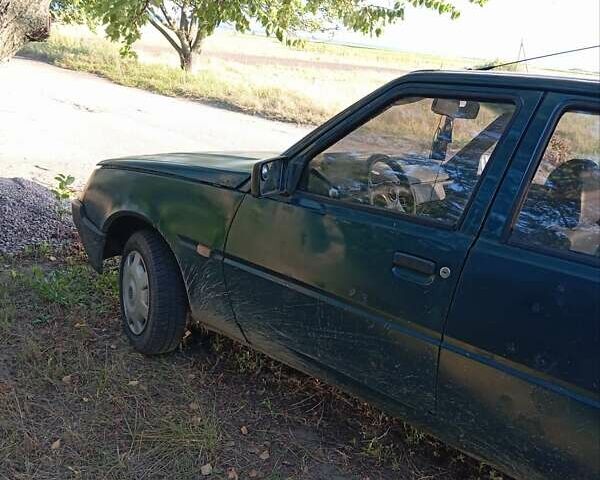 Зеленый ЗАЗ 1103 Славута, объемом двигателя 0 л и пробегом 127 тыс. км за 600 $, фото 2 на Automoto.ua