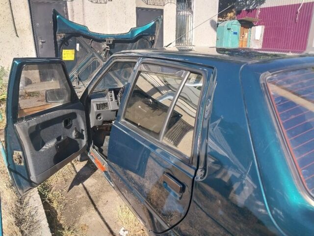 Зеленый ЗАЗ 1103 Славута, объемом двигателя 1.2 л и пробегом 100 тыс. км за 1000 $, фото 4 на Automoto.ua