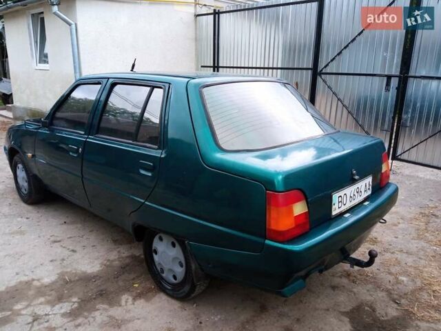Зеленый ЗАЗ 1103 Славута, объемом двигателя 1.2 л и пробегом 152 тыс. км за 750 $, фото 2 на Automoto.ua