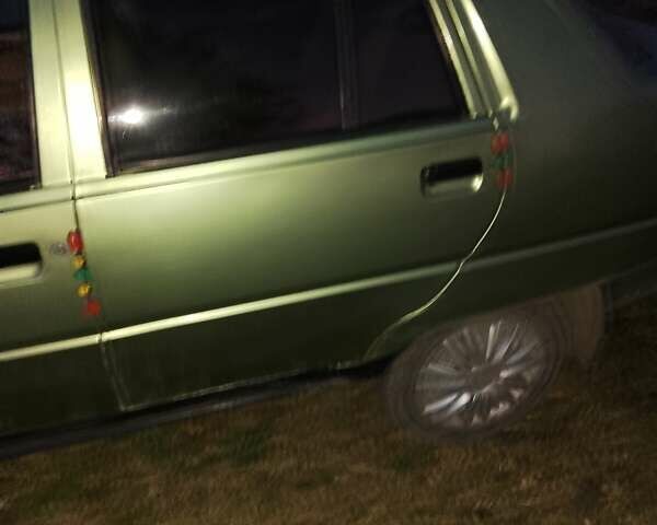 Зеленый ЗАЗ 1103 Славута, объемом двигателя 1.2 л и пробегом 250 тыс. км за 900 $, фото 5 на Automoto.ua