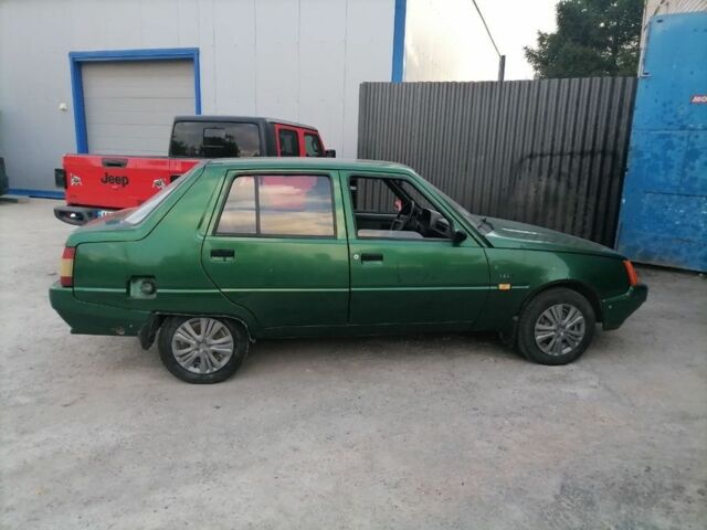 Зеленый ЗАЗ 1103 Славута, объемом двигателя 1.2 л и пробегом 3 тыс. км за 650 $, фото 1 на Automoto.ua