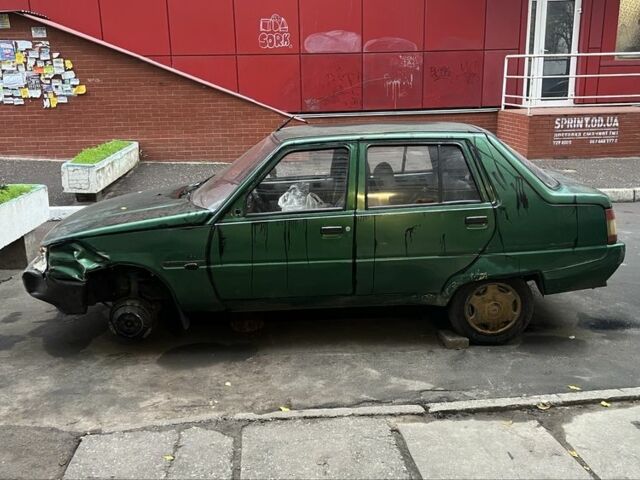 Зеленый ЗАЗ 1103 Славута, объемом двигателя 1.2 л и пробегом 200 тыс. км за 700 $, фото 1 на Automoto.ua