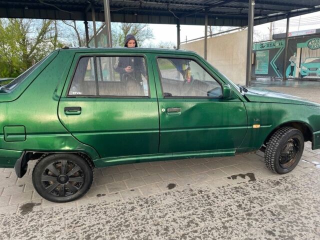 Зеленый ЗАЗ 1103 Славута, объемом двигателя 1.2 л и пробегом 50 тыс. км за 484 $, фото 3 на Automoto.ua