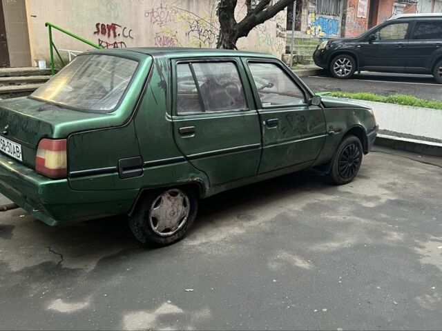 Зеленый ЗАЗ 1103 Славута, объемом двигателя 1.2 л и пробегом 200 тыс. км за 700 $, фото 3 на Automoto.ua