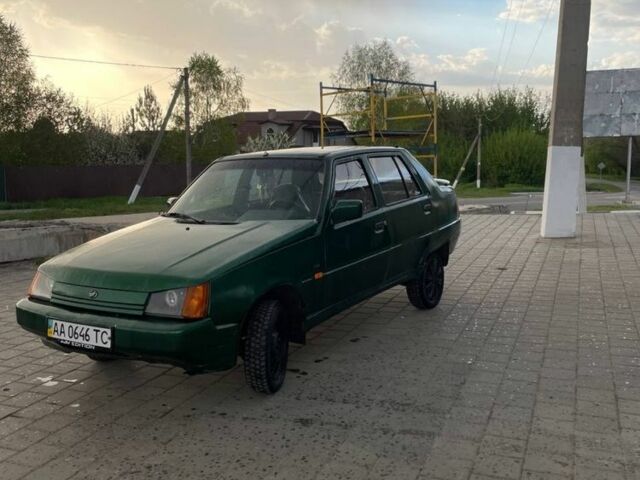 Зеленый ЗАЗ 1103 Славута, объемом двигателя 1.2 л и пробегом 50 тыс. км за 484 $, фото 1 на Automoto.ua