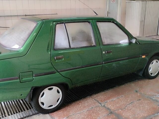 Зеленый ЗАЗ 1103 Славута, объемом двигателя 0 л и пробегом 3 тыс. км за 600 $, фото 5 на Automoto.ua