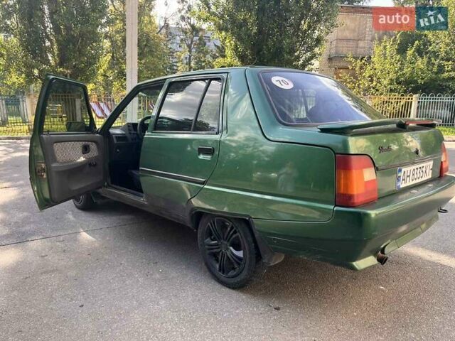 Зеленый ЗАЗ 1103 Славута, объемом двигателя 1.3 л и пробегом 108 тыс. км за 1200 $, фото 2 на Automoto.ua