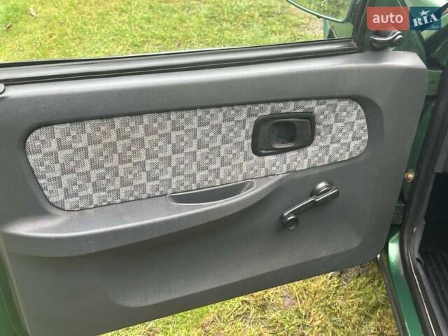 Зеленый ЗАЗ 1103 Славута, объемом двигателя 1.2 л и пробегом 87 тыс. км за 1450 $, фото 4 на Automoto.ua