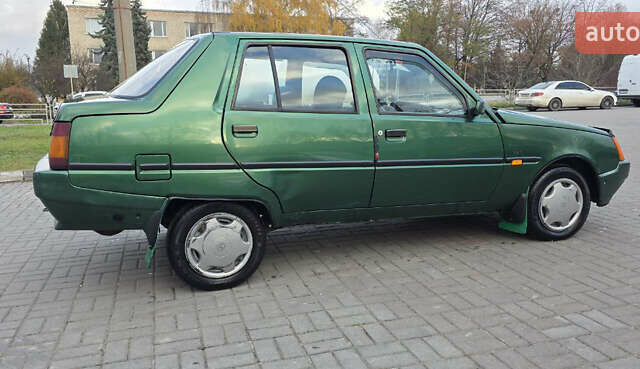 Зеленый ЗАЗ 1103 Славута, объемом двигателя 1.2 л и пробегом 122 тыс. км за 1100 $, фото 12 на Automoto.ua