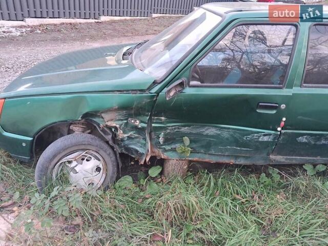 ЗАЗ 1103 Славута 2003 в Хмельницком на Automoto.ua Зеленый ЗАЗ 1103 Славута, объемом двигателя 1.2 л и пробегом 250 тыс. км за 300 $, фото 3 на Automoto.ua