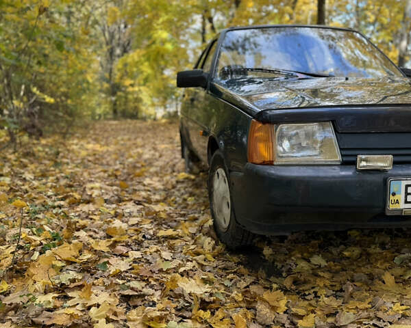 Зеленый ЗАЗ 1103 Славута, объемом двигателя 1.2 л и пробегом 140 тыс. км за 999 $, фото 3 на Automoto.ua