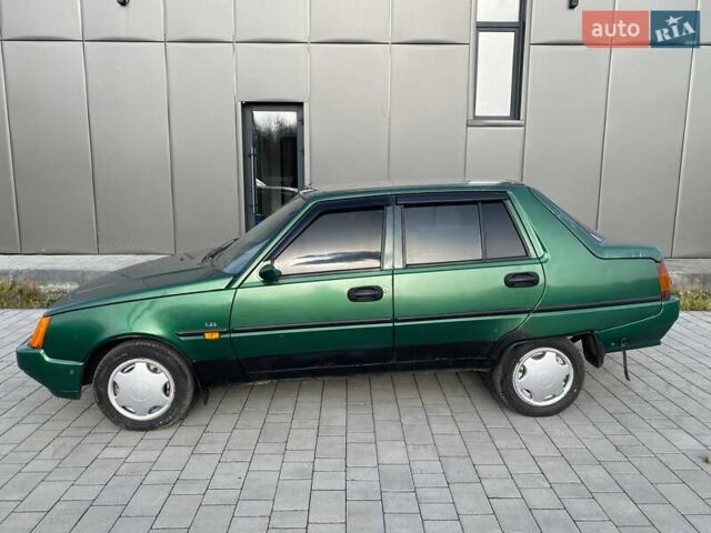 Зеленый ЗАЗ 1103 Славута, объемом двигателя 1.2 л и пробегом 199 тыс. км за 999 $, фото 4 на Automoto.ua