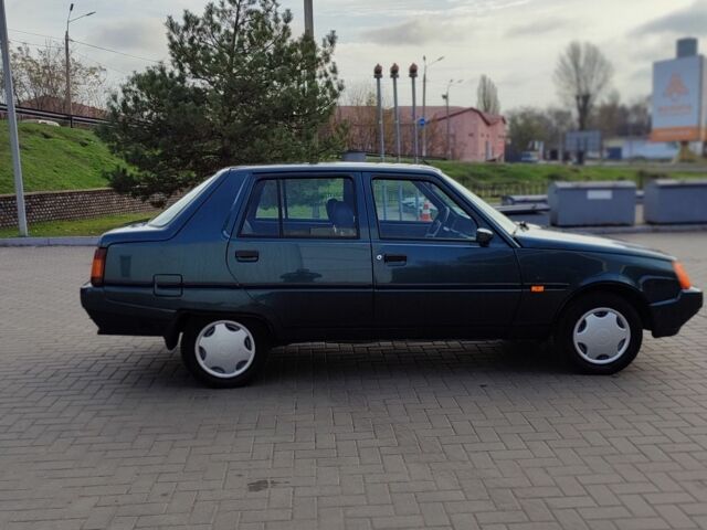 Зелений ЗАЗ 1103 Славута, об'ємом двигуна 1.2 л та пробігом 80 тис. км за 1800 $, фото 3 на Automoto.ua