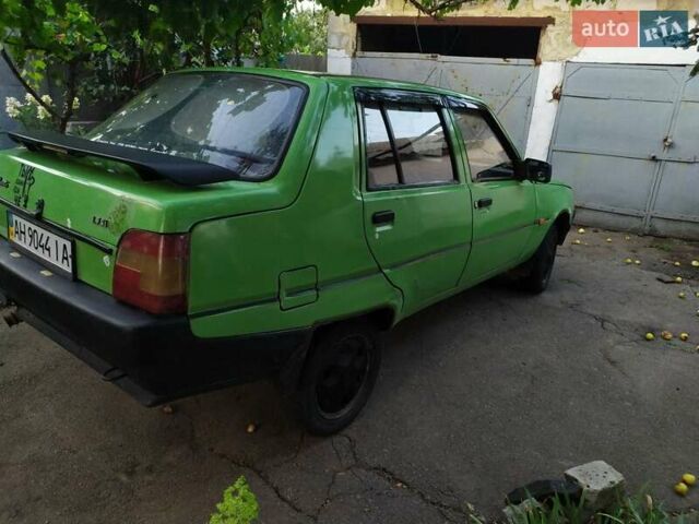 ЗАЗ 1103 Славута 2004 в Желтых Водах на Automoto.ua Зеленый ЗАЗ 1103 Славута, объемом двигателя 1.2 л и пробегом 100 тыс. км за 600 $, фото 5 на Automoto.ua