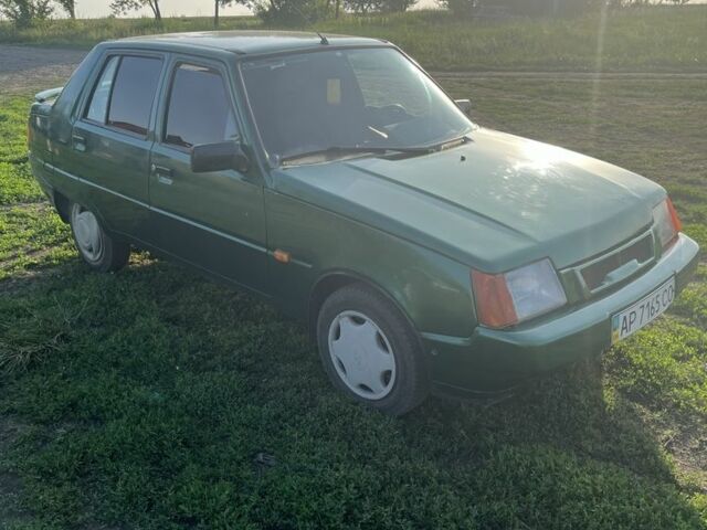 Зеленый ЗАЗ 1103 Славута, объемом двигателя 1.3 л и пробегом 232 тыс. км за 856 $, фото 1 на Automoto.ua