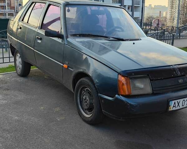 Зеленый ЗАЗ 1103 Славута, объемом двигателя 1.2 л и пробегом 150 тыс. км за 568 $, фото 1 на Automoto.ua