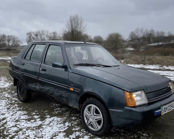 Зелений ЗАЗ 1103 Славута, об'ємом двигуна 1.2 л та пробігом 160 тис. км за 1200 $, фото 1 на Automoto.ua