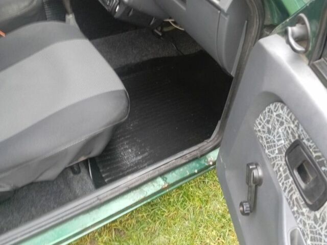 Зеленый ЗАЗ 1103 Славута, объемом двигателя 1.2 л и пробегом 110 тыс. км за 948 $, фото 19 на Automoto.ua