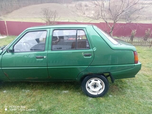 Зеленый ЗАЗ 1103 Славута, объемом двигателя 1.2 л и пробегом 110 тыс. км за 948 $, фото 6 на Automoto.ua