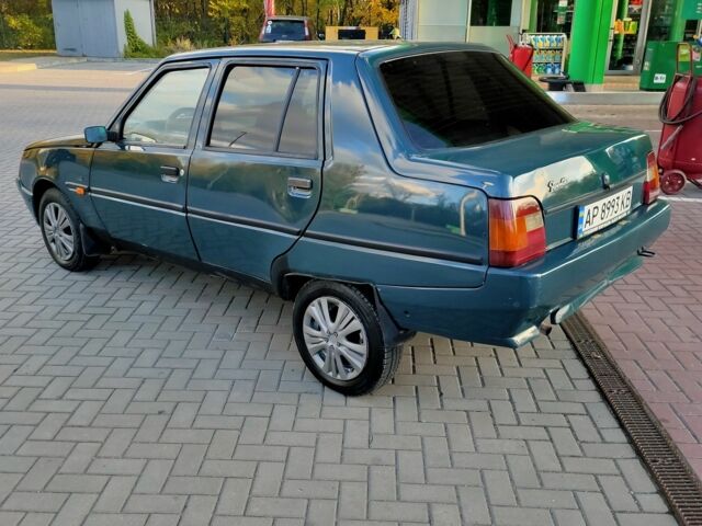 Зеленый ЗАЗ 1103 Славута, объемом двигателя 1.2 л и пробегом 220 тыс. км за 850 $, фото 5 на Automoto.ua