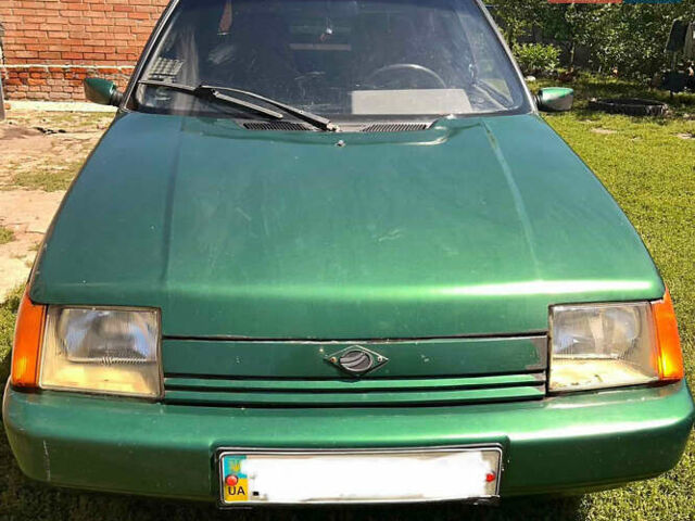 Зеленый ЗАЗ 1103 Славута, объемом двигателя 1.3 л и пробегом 273 тыс. км за 850 $, фото 6 на Automoto.ua