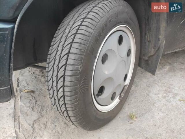 Зелений ЗАЗ 1103 Славута, об'ємом двигуна 1.2 л та пробігом 163 тис. км за 1250 $, фото 12 на Automoto.ua