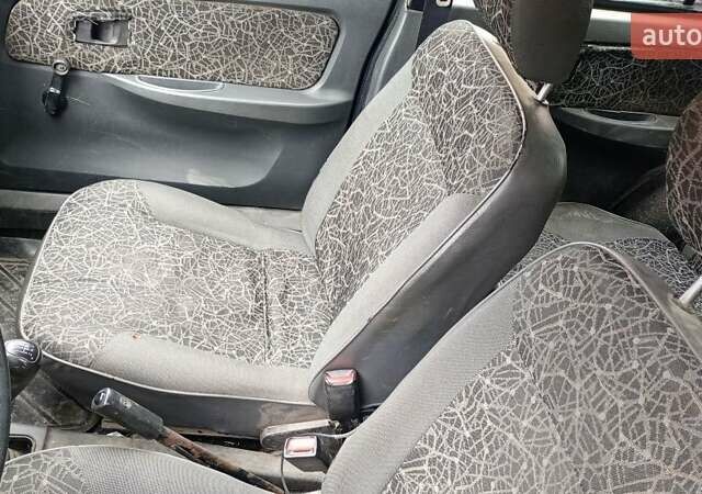 Зелений ЗАЗ 1103 Славута, об'ємом двигуна 1.2 л та пробігом 60 тис. км за 400 $, фото 4 на Automoto.ua