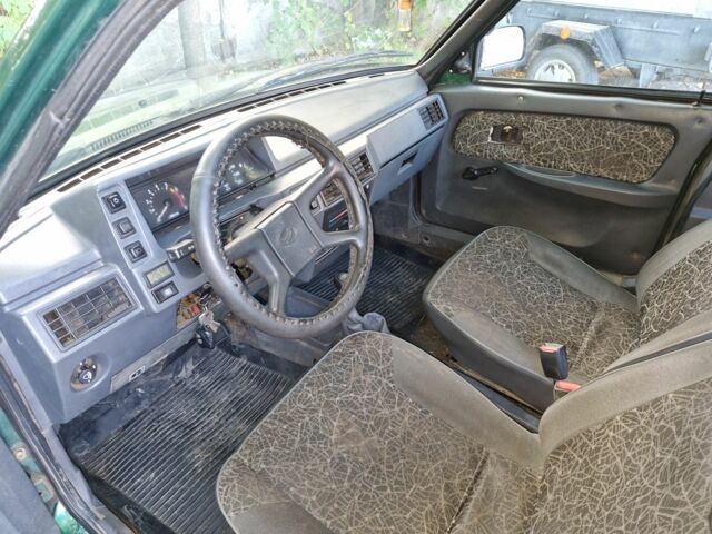 Зеленый ЗАЗ 1103 Славута, объемом двигателя 1.2 л и пробегом 192 тыс. км за 700 $, фото 4 на Automoto.ua