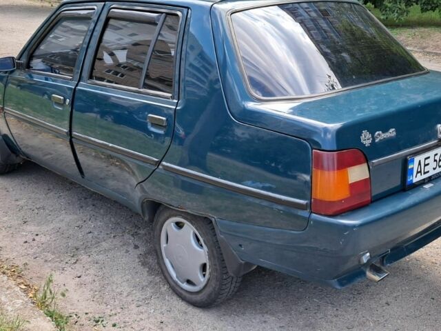 Зеленый ЗАЗ 1103 Славута, объемом двигателя 1.2 л и пробегом 213 тыс. км за 1300 $, фото 3 на Automoto.ua