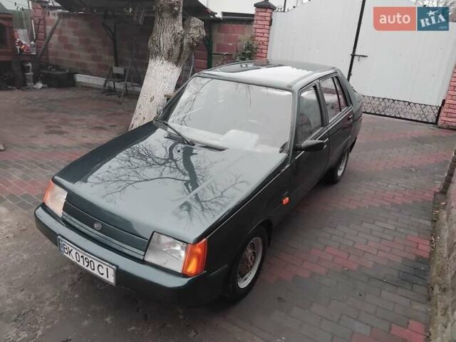 Зеленый ЗАЗ 1103 Славута, объемом двигателя 1.3 л и пробегом 140 тыс. км за 1100 $, фото 7 на Automoto.ua