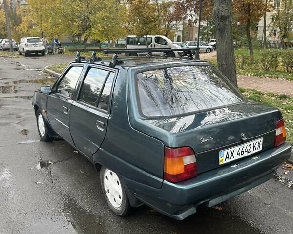 ЗАЗ 1103 Славута 2004 в Киеве на Automoto.ua Зеленый ЗАЗ 1103 Славута, объемом двигателя 1.2 л и пробегом 32 тыс. км за 1780 $, фото 4 на Automoto.ua