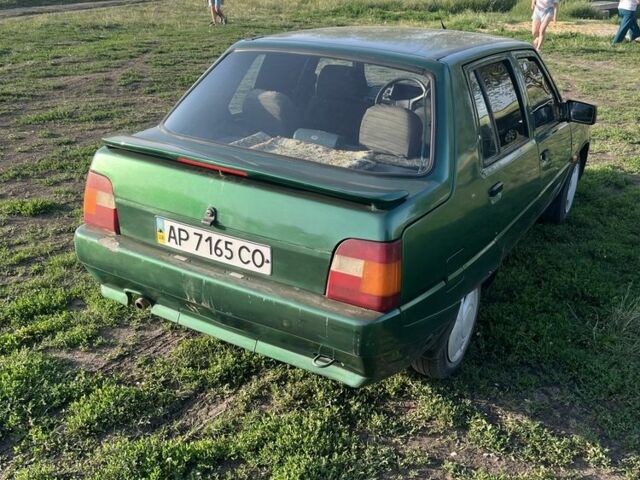 Зеленый ЗАЗ 1103 Славута, объемом двигателя 1.3 л и пробегом 232 тыс. км за 856 $, фото 2 на Automoto.ua