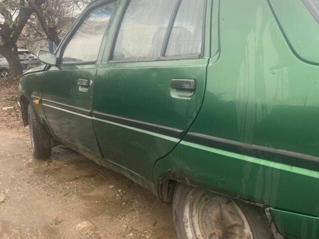 Зеленый ЗАЗ 1103 Славута, объемом двигателя 1.3 л и пробегом 210 тыс. км за 828 $, фото 2 на Automoto.ua