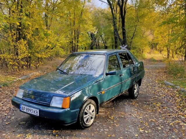 Зеленый ЗАЗ 1103 Славута, объемом двигателя 1.2 л и пробегом 220 тыс. км за 850 $, фото 1 на Automoto.ua