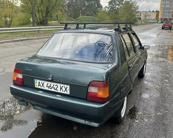 ЗАЗ 1103 Славута 2004 в Киеве на Automoto.ua Зеленый ЗАЗ 1103 Славута, объемом двигателя 1.2 л и пробегом 32 тыс. км за 1780 $, фото 5 на Automoto.ua