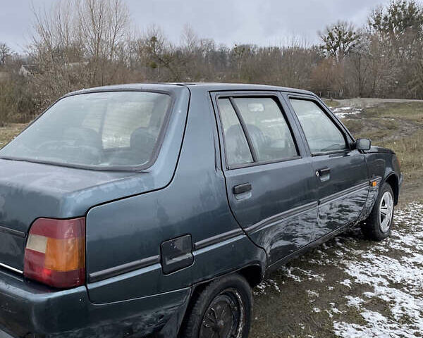 Зелений ЗАЗ 1103 Славута, об'ємом двигуна 1.2 л та пробігом 160 тис. км за 1200 $, фото 3 на Automoto.ua