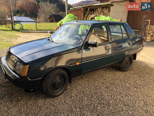 ЗАЗ 1103 Славута 2004 в Косове на Automoto.ua Зеленый ЗАЗ 1103 Славута, объемом двигателя 1.2 л и пробегом 150 тыс. км за 750 $, фото 13 на Automoto.ua