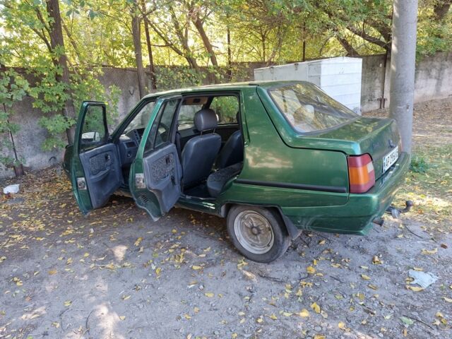 Зеленый ЗАЗ 1103 Славута, объемом двигателя 1.2 л и пробегом 192 тыс. км за 700 $, фото 2 на Automoto.ua