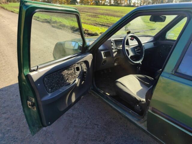 Зеленый ЗАЗ 1103 Славута, объемом двигателя 1.2 л и пробегом 170 тыс. км за 1300 $, фото 12 на Automoto.ua