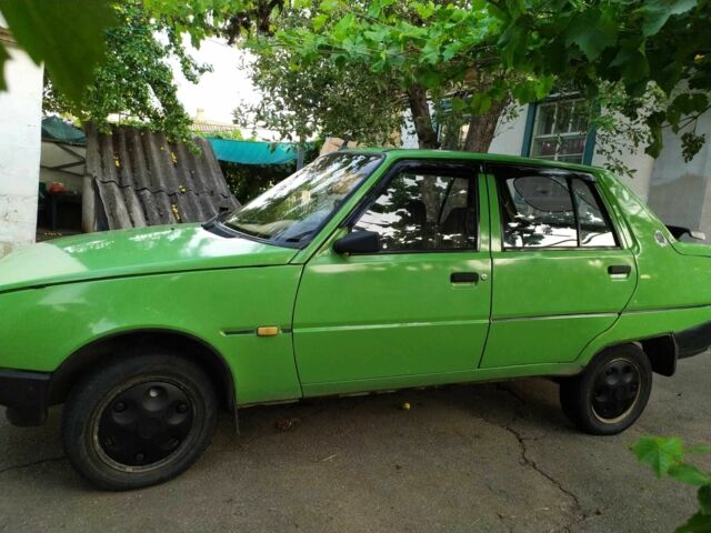 Зеленый ЗАЗ 1103 Славута, объемом двигателя 1.2 л и пробегом 100 тыс. км за 596 $, фото 3 на Automoto.ua