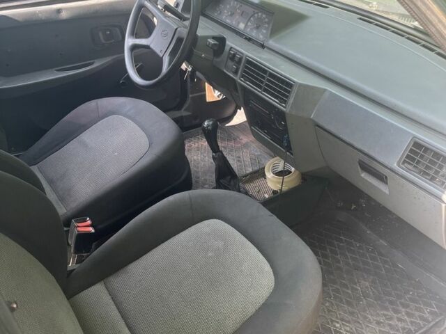 Зеленый ЗАЗ 1103 Славута, объемом двигателя 1.3 л и пробегом 232 тыс. км за 856 $, фото 6 на Automoto.ua