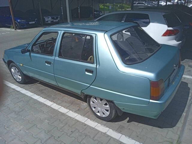 Зелений ЗАЗ 1103 Славута, об'ємом двигуна 1.2 л та пробігом 132 тис. км за 1000 $, фото 3 на Automoto.ua