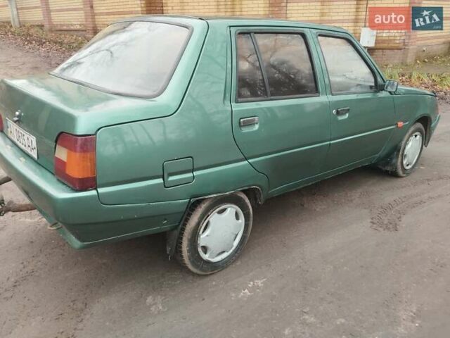 Зеленый ЗАЗ 1103 Славута, объемом двигателя 0 л и пробегом 129 тыс. км за 1000 $, фото 6 на Automoto.ua