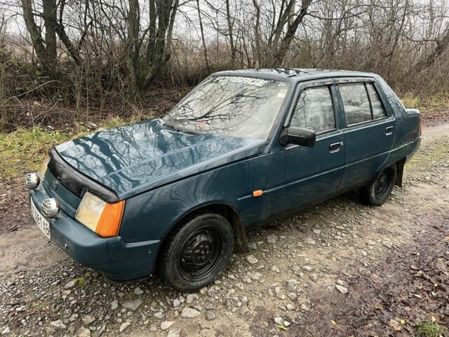 Зелений ЗАЗ 1103 Славута, об'ємом двигуна 1.2 л та пробігом 130 тис. км за 850 $, фото 2 на Automoto.ua