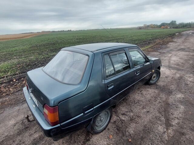 ЗАЗ 1103 Славута 2005 в Пирятине на Automoto.ua Зеленый ЗАЗ 1103 Славута, объемом двигателя 1.2 л и пробегом 150 тыс. км за 649 $, фото 6 на Automoto.ua