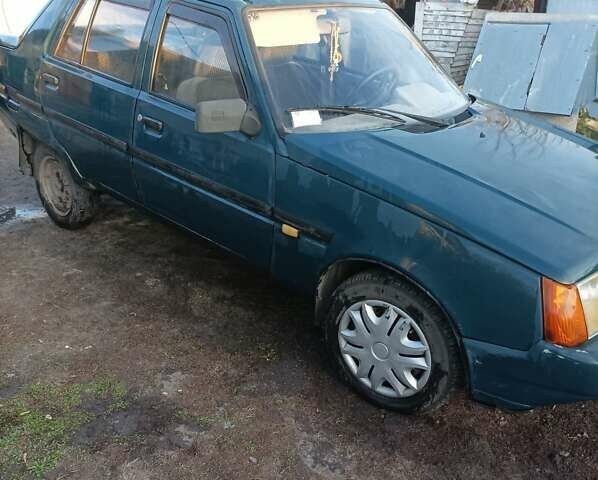 Зеленый ЗАЗ 1103 Славута, объемом двигателя 1.2 л и пробегом 170 тыс. км за 900 $, фото 2 на Automoto.ua