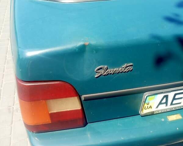 Зеленый ЗАЗ 1103 Славута, объемом двигателя 1.2 л и пробегом 250 тыс. км за 750 $, фото 5 на Automoto.ua