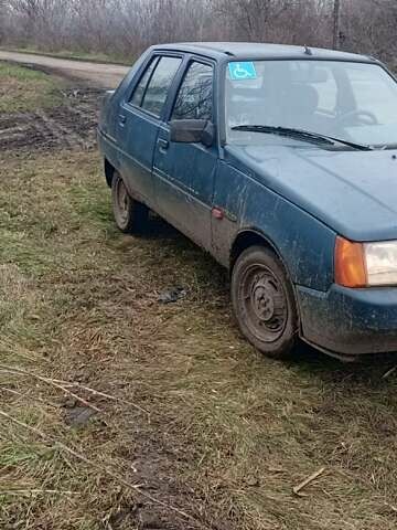 Зеленый ЗАЗ 1103 Славута, объемом двигателя 1.2 л и пробегом 103 тыс. км за 850 $, фото 3 на Automoto.ua