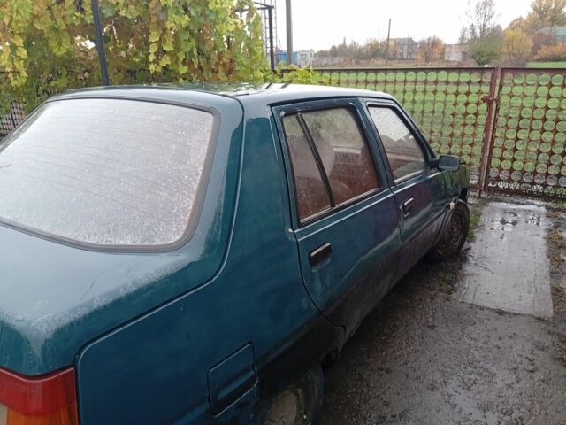Зеленый ЗАЗ 1103 Славута, объемом двигателя 0 л и пробегом 150 тыс. км за 238 $, фото 3 на Automoto.ua